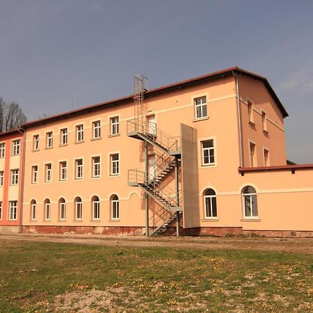 Ubytovani Rico Vrchlabí Exteriör bild