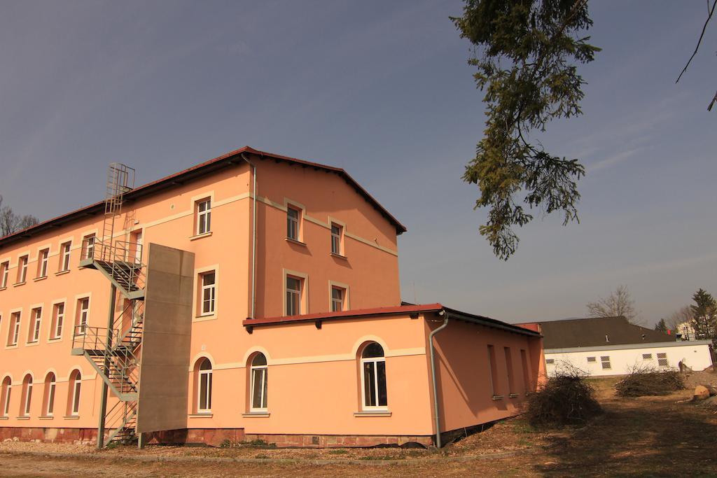 Ubytovani Rico Vrchlabí Exteriör bild