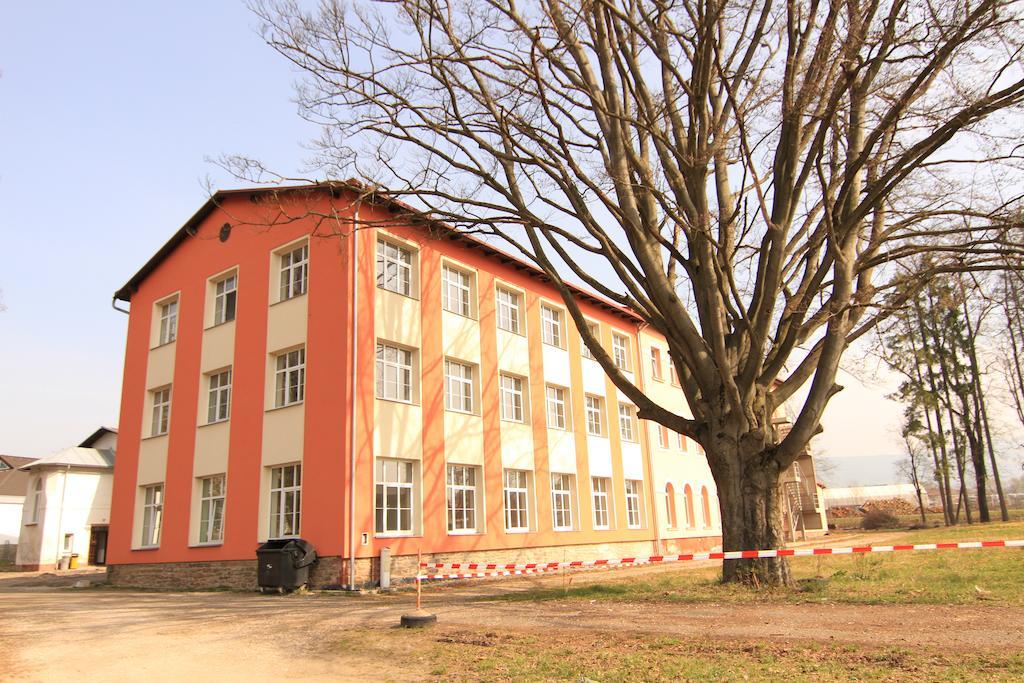 Ubytovani Rico Vrchlabí Exteriör bild